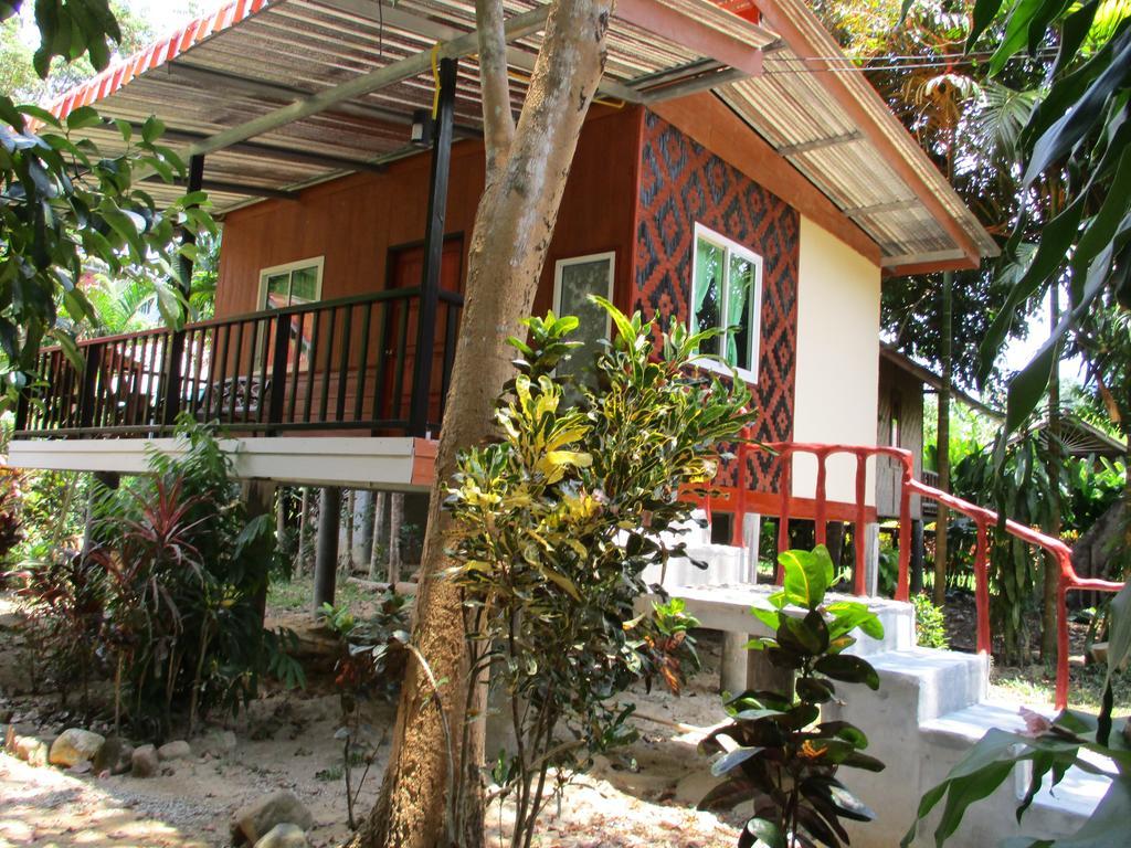 Khaosok Island Resort Khao Sok National Park Exterior photo