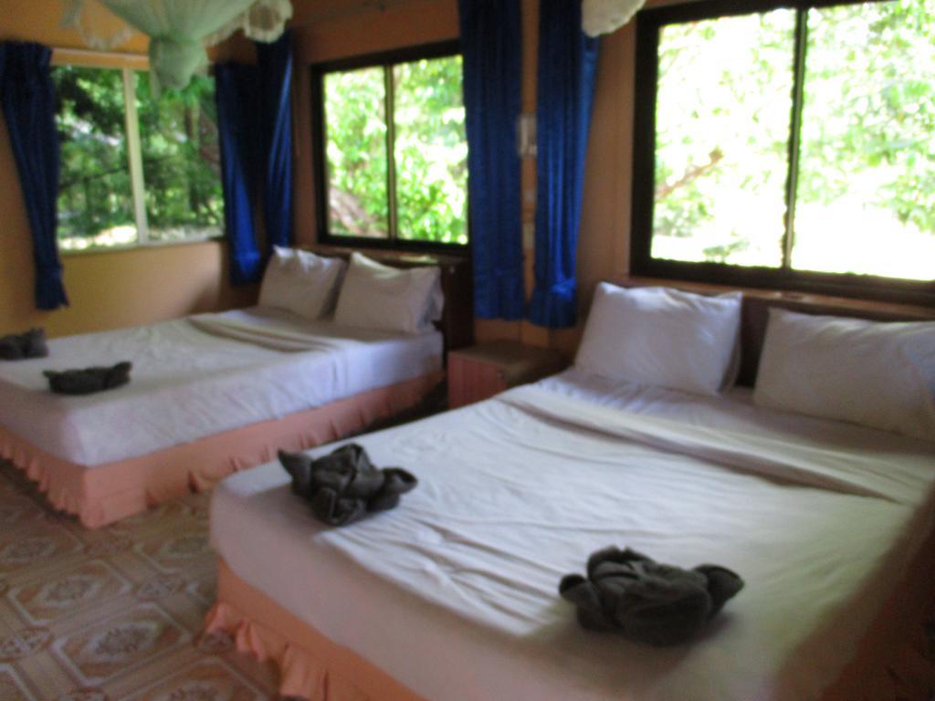 Khaosok Island Resort Khao Sok National Park Exterior photo
