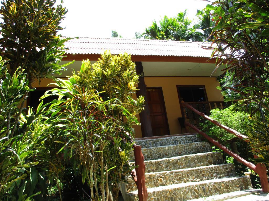 Khaosok Island Resort Khao Sok National Park Exterior photo